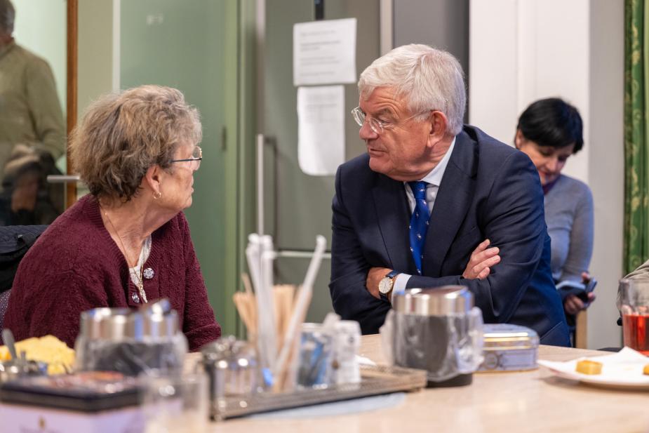 Bezoek burgemeester Jan van Zanen